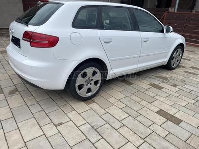 AUDI A3 1.6 TDI Ambition S-tronic DPF