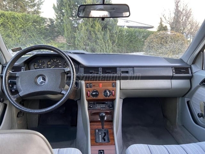 MERCEDES-BENZ W 124