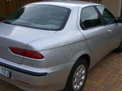 ALFA ROMEO 156 2.0 16V Twin Spark Magyar első tulajdonos. Törésmentes. Hibátlan állapot. Teljes szervíztörténet