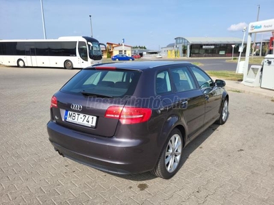 AUDI A3 1.4 TFSI Ambition S-tronic