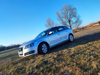 AUDI A3 1.6 TDI Attraction S-tronic DPF