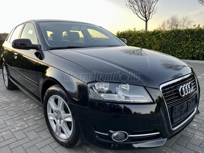 AUDI A3 2.0 TDI Attraction DPF /GYÖNYÖRŰ/