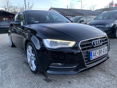 AUDI A3 Sportback 2.0 TDI Attraction Vezetett szervízkönyv!S-Line.Bi-xenon.Navi.Radar!