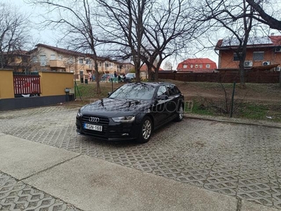 AUDI A4 Avant 2.0 TDI 136 Le