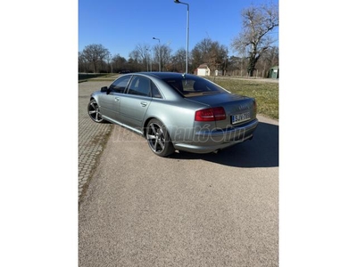 AUDI A8 4.2 V8 FSI quattro Tiptronic ic