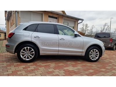 AUDI Q5 3.0 TDI quattro S-tronic