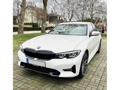 BMW 3-AS SOROZAT 330e Sport (Automata) Gyönyörű állapot!!!