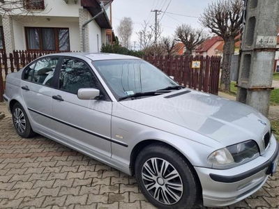 BMW 316i NAVI/VEZETETT SZERVIZKÖNYVVEL