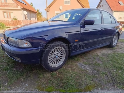 BMW 520i