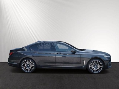 BMW 750i xDrive (Automata)