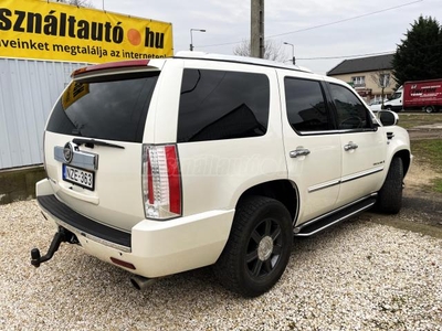 CADILLAC ESCALADE 6.2 V8 Sport Luxury (Automata) 8 SZEMÉLYES. EURÓPAI KIVITEL. 115000KM. 3.5T VONÓHOROG