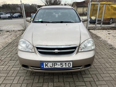 CHEVROLET LACETTI Sedan 1.4 16V Plus