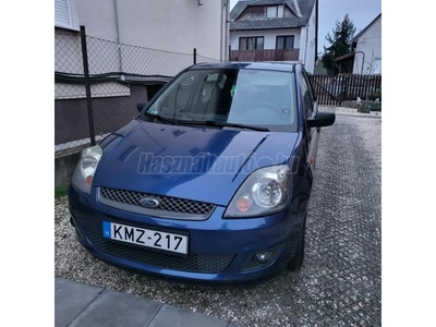 FORD FIESTA 1.25 Platinum Magyarországi rendkivűl megkimélt