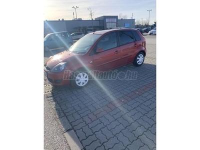 FORD FIESTA 1.4 TDCi Ghia