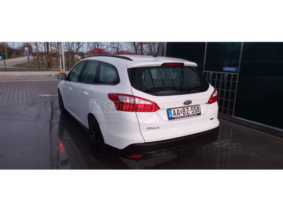 FORD FOCUS 1.0 EcoBoost Titanium 99g