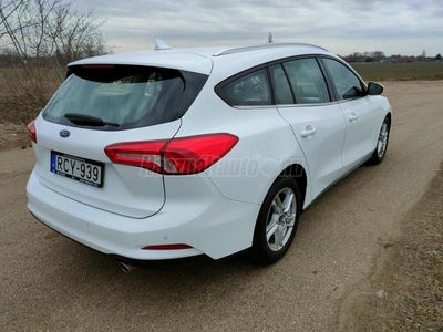 FORD FOCUS 1.5 EcoBoost Business