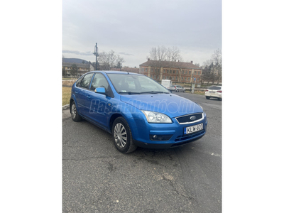 FORD FOCUS 1.6 Ghia