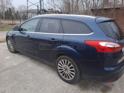 FORD FOCUS 1.6 Titanium