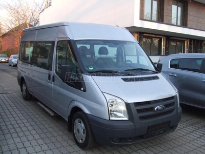 FORD TRANSIT 2.2 TDCi 350 L Minibusz Ambiente 9 személyes. Hátul Euro RampeMechanikus Rámpával. Megkímelt. Jó Műszaki Állapot.