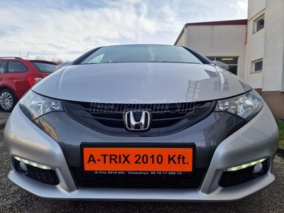 HONDA CIVIC 1.4 Sport SÉRÜLÉSMENTES-17 ALU-TEMPOMAT-ÜLÉSFŰTÉS-VONÓHOROG-SZERVÍZKÖNYV-GYÖNYÖRŰ ÁLLAPOT!