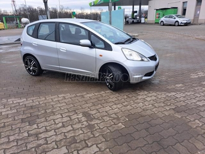 HONDA JAZZ 1.2 Trend Plus Garantált km. 17-s kerekek