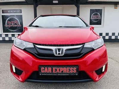 HONDA JAZZ 1.3 Comfort Klíma! Tempomat! Ülésfűtés! Táblafelismerő! Első-hátsó radar! Bluetooth! USB!