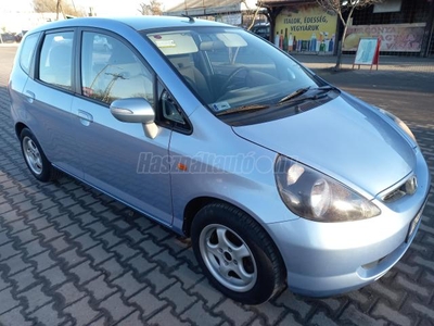 HONDA JAZZ 1.4 ES CVT My. 2005 Megbízható .kis fogyasztású de dinamikus. kellemes vezetési élményt nyújtó város