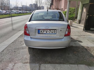 HYUNDAI ACCENT 1.4 Comfort