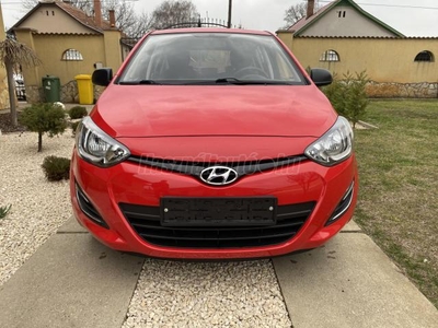 HYUNDAI I20 1.25 Life AC Első Tulaj! 110. e. Km.! Klíma! ESP! Újszerű! Tol. Radar! Szervizköny!