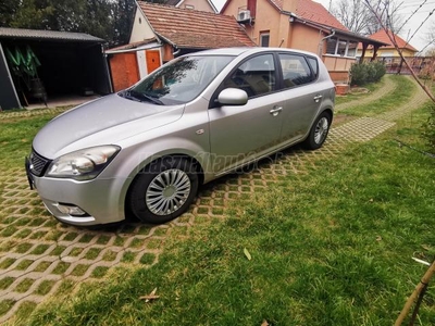 KIA CEE'D 1.6 CRDi ecoDynamic