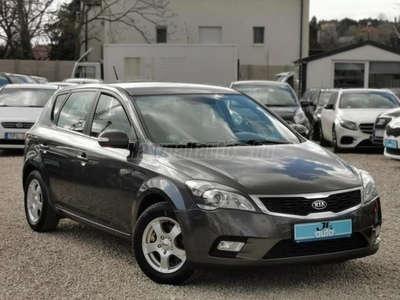 KIA CEE'D 1.6 TX GARANTÁLT KM++1.6 BENZIN++ALUFELNI