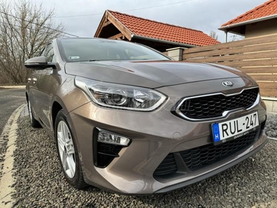 KIA CEE'D Ceed 1.4 MPI Gold