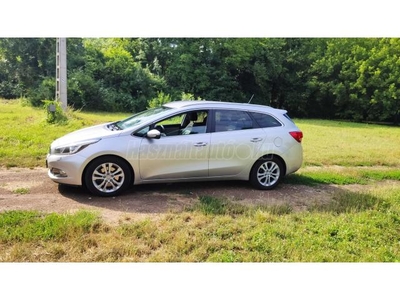 KIA CEE'D SW 1.6 CRDI EX JD