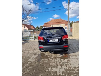 KIA SORENTO 2.2 CRDi LX 2WD