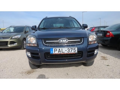 KIA SPORTAGE 2.0 CRDi LX 4x4 megvigyázott. valós 235000 km !