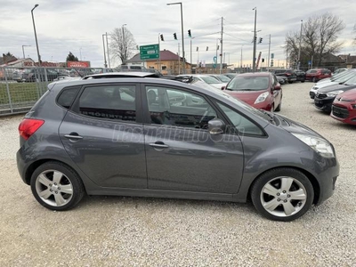 KIA VENGA 1.6 CRDi HP EX Limited panorámatető. ülésfűtés. radar. digit klíma