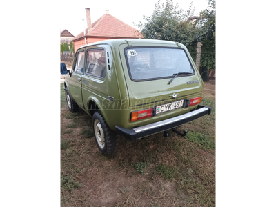 LADA NIVA 2121