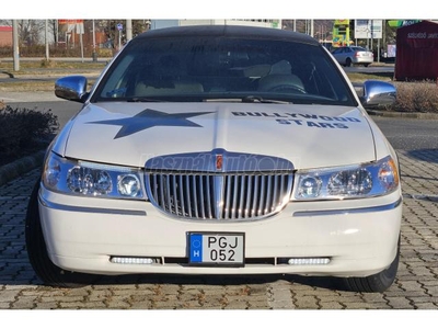 LINCOLN TOWN CAR LIMUZIN 4.6 V8 - ELADÓ - BÉRELHETŐ