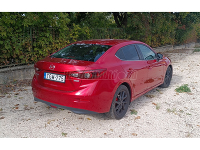 MAZDA 3 2.2 D Attraction