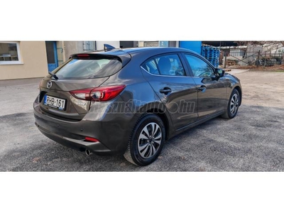 MAZDA 3 Sport 1.5 Challenge