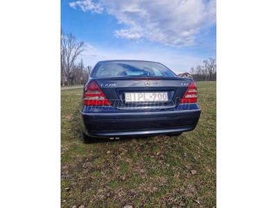 MERCEDES-BENZ C 220 CDI Avantgarde (Automata)