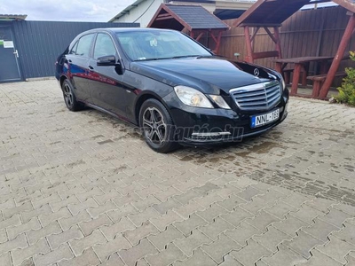 MERCEDES-BENZ E-OSZTÁLY E 200 CDI BlueEFFICIENCY Classic Automata váltó