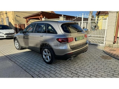 MERCEDES-BENZ GLC 300 e 4Matic EQ Power 9G-TRONIC