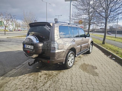 MITSUBISHI PAJERO 3.2 DI-D Instyle Navi (Automata) Navi. vonóhorog. 7 személyes