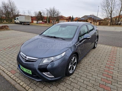 OPEL AMPERA E-Pioneer (Automata) Thule kerékpárszállító vonohoroggal szerelve