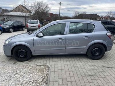 OPEL ASTRA H 1.4 Enjoy MAGYAR-TÉLI-NYÁRI GUMI-KLÍMA-GYÁRIKULCSOK