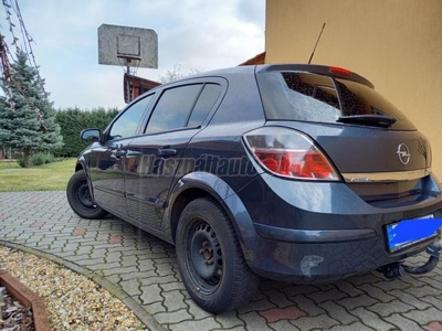 OPEL ASTRA H 1.6 Cosmo