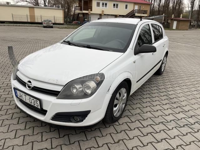 OPEL ASTRA H 1.6 Enjoy