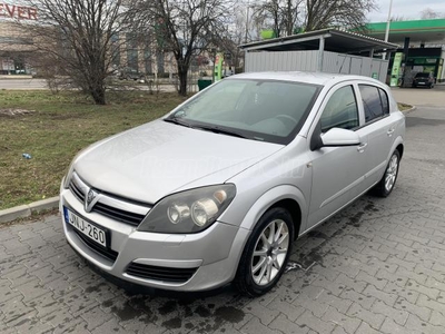 OPEL ASTRA H 1.7 CDTI Essentia