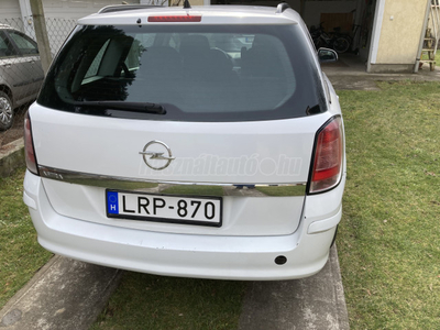 OPEL ASTRA H Caravan 1.6 Cosmo